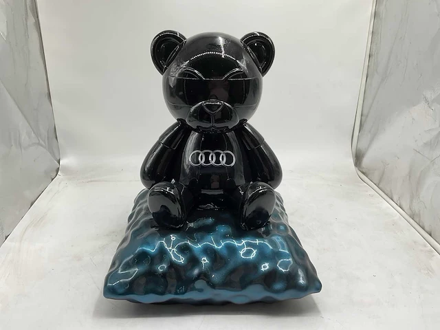 Audi sculptuur - afbeelding 2 van  6