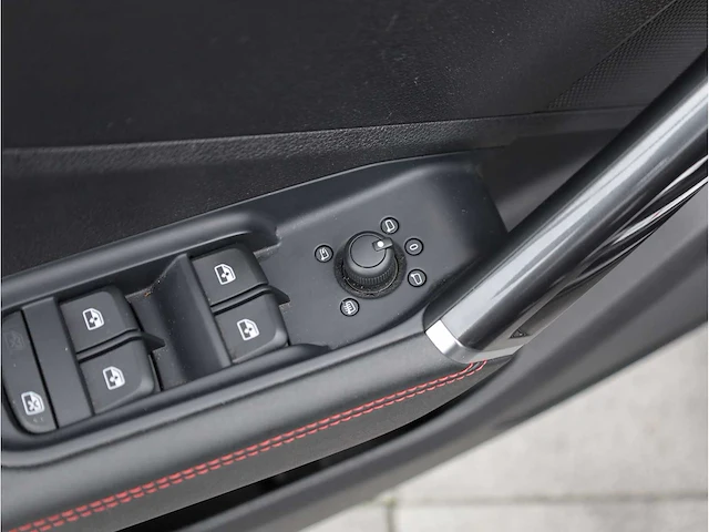 Audi sq2 quattro 2.0 tfsi automaat 2019 300pk, jrh-61-k - afbeelding 7 van  43