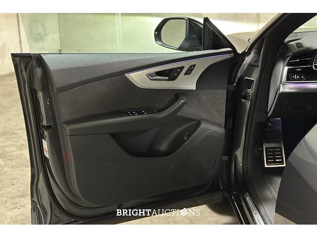 Audi sq8 4.0 tdi v8 quattro 435pk 2020, l-053-dr - afbeelding 24 van  45