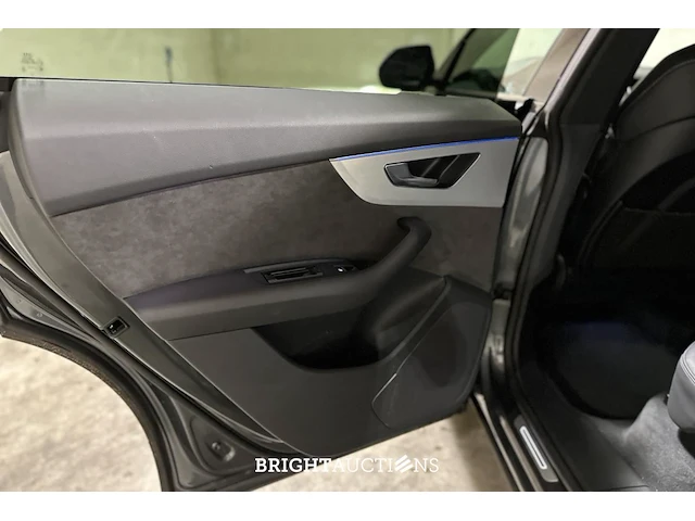 Audi sq8 4.0 tdi v8 quattro 435pk 2020, l-053-dr - afbeelding 26 van  45