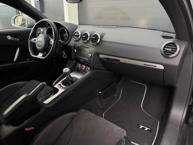 Audi tt 2.5 t tt rs pro line 2011 | tn-827-p iaw - afbeelding 8 van  29