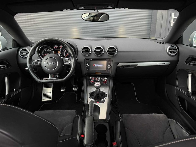 Audi tt 2.5 t tt rs pro line 2011 | tn-827-p iaw - afbeelding 9 van  29