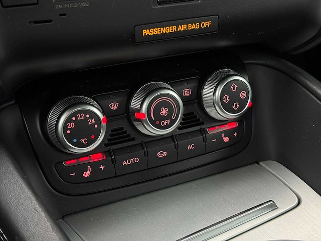 Audi tt 2.5 t tt rs pro line 2011 | tn-827-p iaw - afbeelding 13 van  29