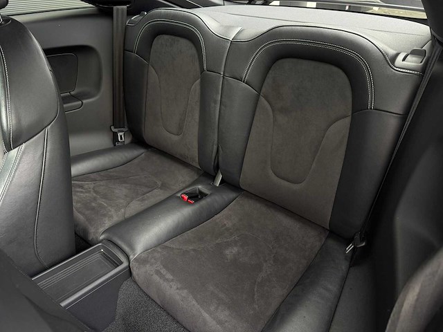 Audi tt 2.5 t tt rs pro line 2011 | tn-827-p iaw - afbeelding 26 van  29