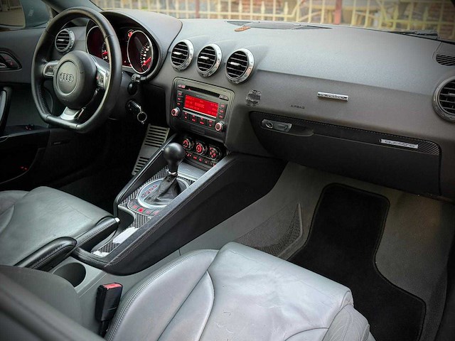 Audi tt 3.2 v6 quattro 47-stg-1 - afbeelding 16 van  24