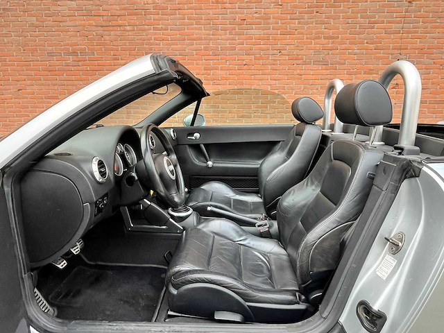 Audi tt roadster 1.8 5v turbo quattro, 31-ld-sg - afbeelding 17 van  25