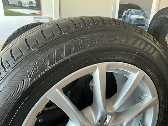 Audi velg met band (32x) - afbeelding 30 van  32