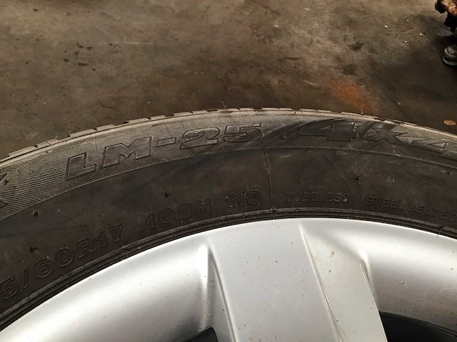 Audi velgen met banden (4x) - afbeelding 4 van  5