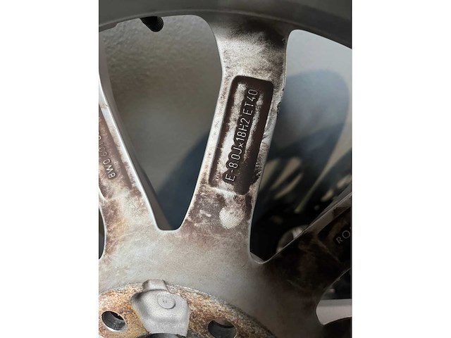 Audi velgen/banden 18inch - afbeelding 4 van  4