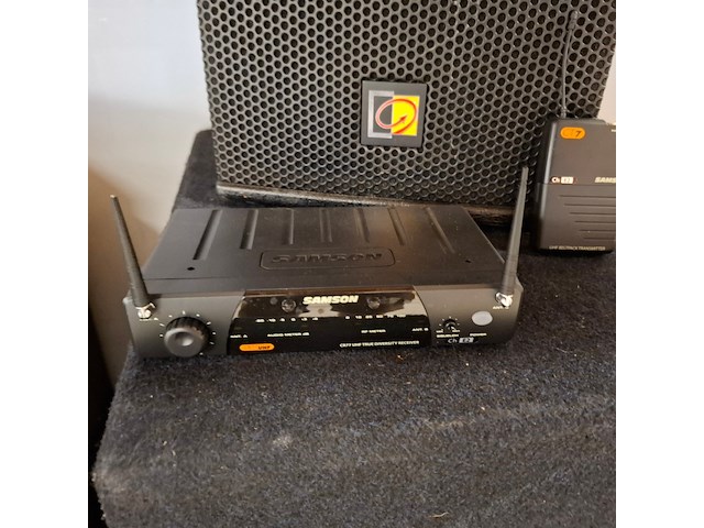 Audio boxen, audio, lampen, o.a. numark, aaster, carvin - afbeelding 4 van  22