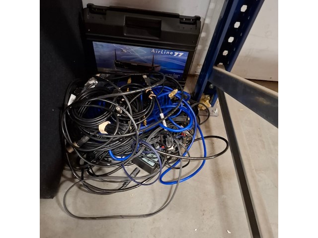 Audio boxen, audio, lampen, o.a. numark, aaster, carvin - afbeelding 7 van  22
