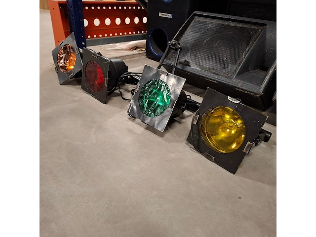 Audio boxen, audio, lampen, o.a. numark, aaster, carvin - afbeelding 11 van  22