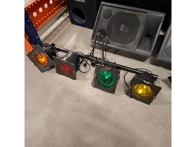 Audio boxen, audio, lampen, o.a. numark, aaster, carvin - afbeelding 13 van  22