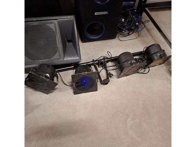 Audio boxen, audio, lampen, o.a. numark, aaster, carvin - afbeelding 15 van  22