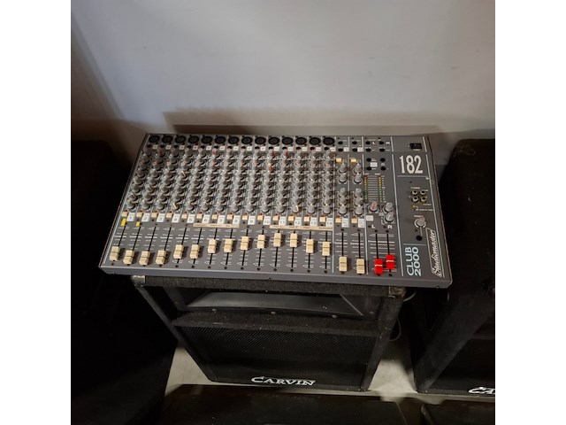 Audio boxen, audio, lampen, o.a. numark, aaster, carvin - afbeelding 18 van  22