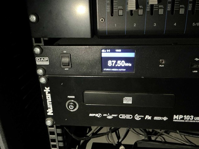 Audio installatie - afbeelding 10 van  13