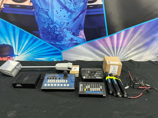 Audio-video accessoires (9x) - afbeelding 1 van  15