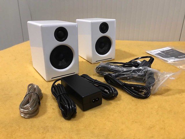 Audioengine 2+ wireless speakerset (5x) - afbeelding 1 van  11