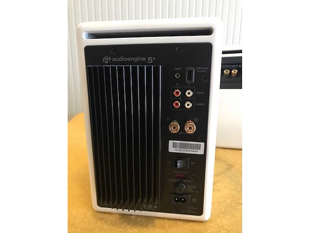Audioengine 5+ wireless speakerset - afbeelding 5 van  6