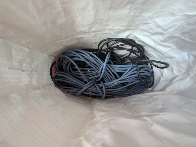 Audiosysteem, o.a. peavy - afbeelding 14 van  14