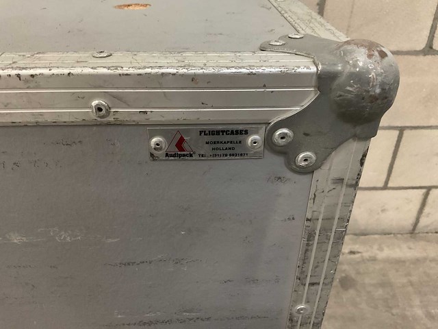 Audipack flightcase met 19” rackkast - afbeelding 2 van  5