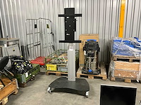 Audipack monitor / televisiewand - afbeelding 1 van  5