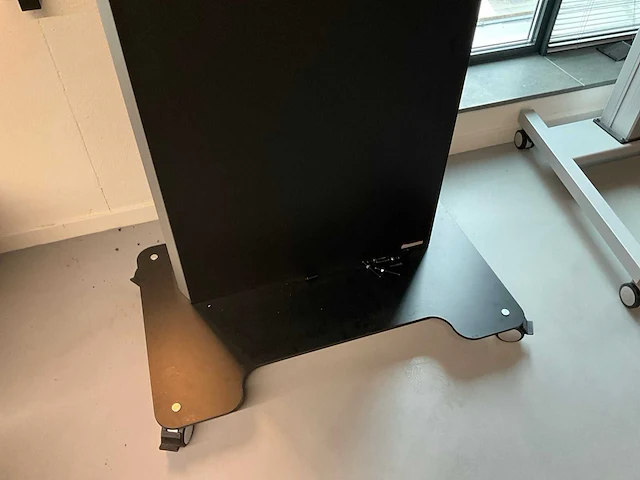 Audipack vcp-sl1 verrijdbaar tv-standaard - afbeelding 4 van  5