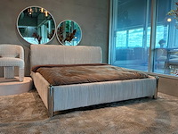 Audrey bed