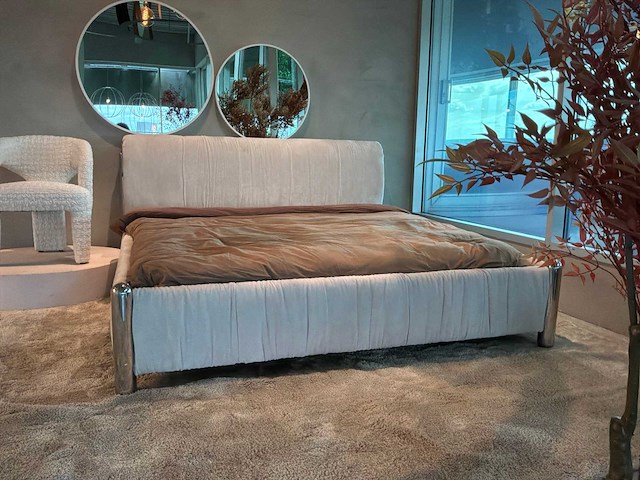Audrey bed - afbeelding 7 van  12