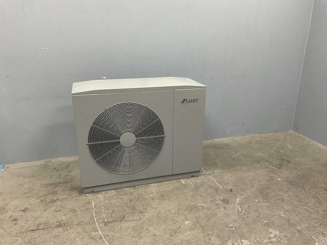 Auer - hti70/4 tri - warmtepomp - afbeelding 1 van  4