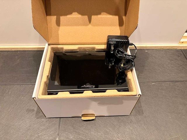 Aurora - rxt screen - various video equipment - afbeelding 1 van  2