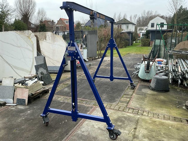 Ausavina mobiele hijskraan - afbeelding 1 van  14