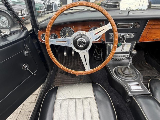 Austin healey 3000 mkiii - afbeelding 14 van  33