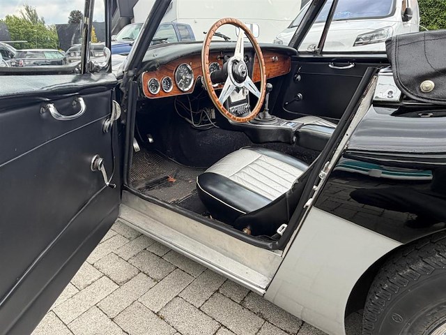 Austin healey 3000 mkiii - afbeelding 32 van  33