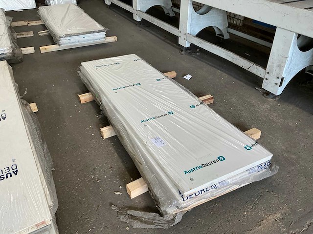 Austria - opdekdeur rechts 630x2115 mm (5x) - afbeelding 1 van  5