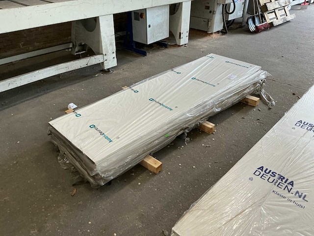 Austria - opdekdeur rechts 630x2115 mm (5x) - afbeelding 3 van  5