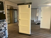 Austria - showroom deur - afbeelding 2 van  5