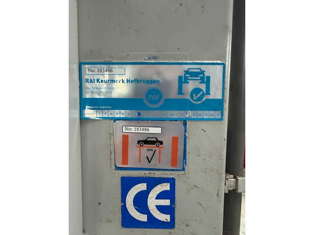 Autec - 4 koloms hefbrug 3000kg met hefbrugkrik - afbeelding 2 van  10