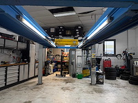 Autec - 4 koloms hefbrug 3000kg met hefbrugkrik - afbeelding 7 van  10