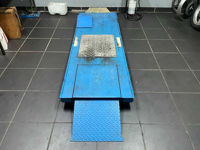 Autec motorhefbrug - afbeelding 3 van  10