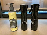 Authentic beauty concept diverse haarproducten - afbeelding 11 van  22