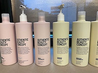 Authentic beauty concept diverse haarproducten - afbeelding 5 van  22
