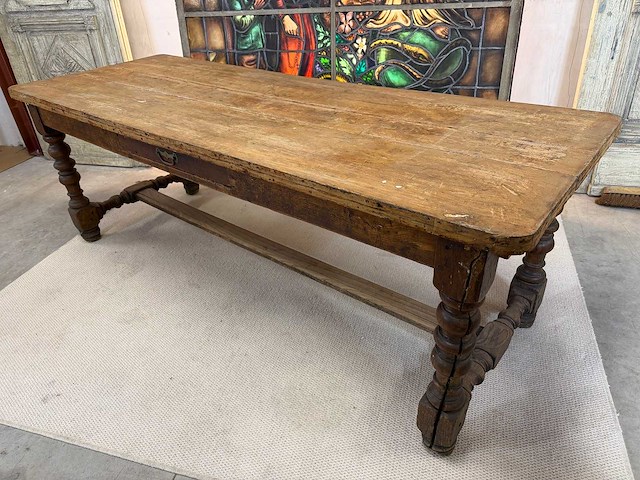 Authentieke franse eetkamertafel; 1856+-; - afbeelding 1 van  3