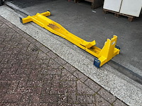 Auto ambulance bok t.b.v. motor - afbeelding 2 van  4