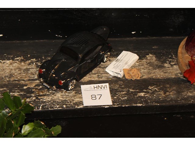 Auto bluetooth speaker en mediaspeler vw kever. lengte 24 cm. - afbeelding 1 van  2