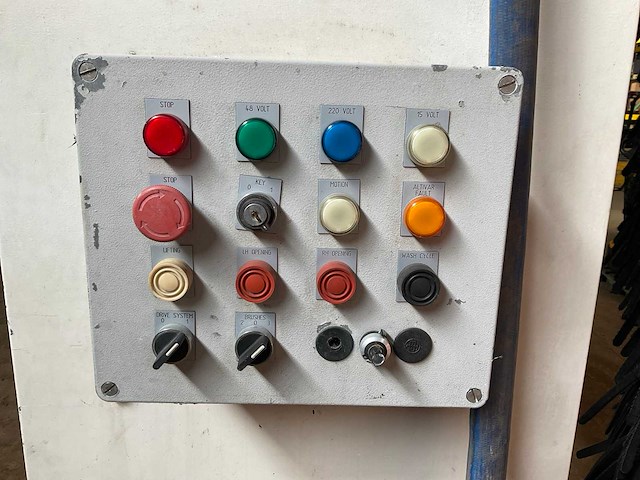 Auto equip autowasstraat - afbeelding 14 van  22