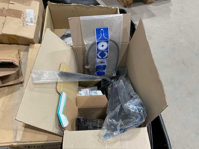 Auto onderdelen - afbeelding 14 van  15