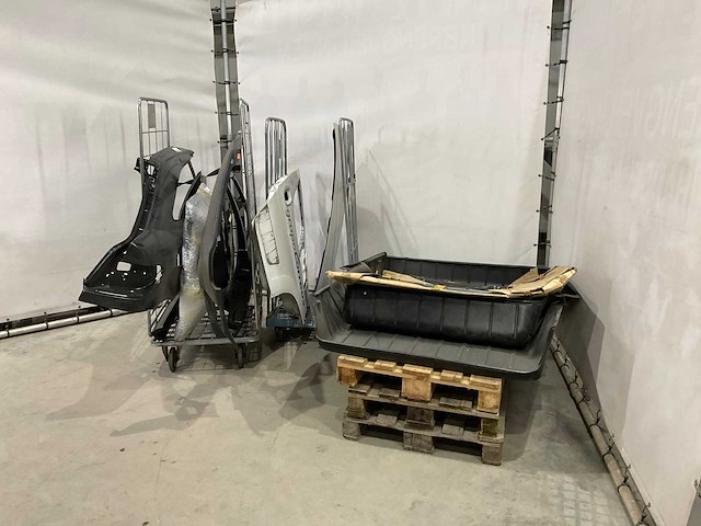 Auto onderdelen - afbeelding 1 van  8
