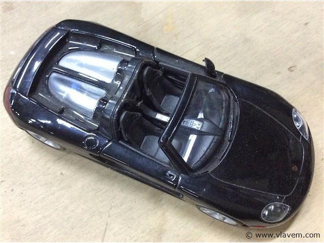 Auto porsche - afbeelding 2 van  3