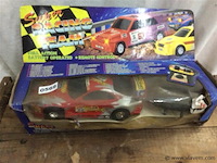 Auto telegeleid - afbeelding 1 van  2